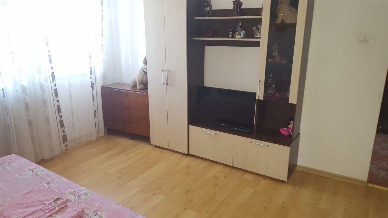 Apartament Central Strada Stefan Cel Mare Etaj 4 Mangalia Luaran gambar